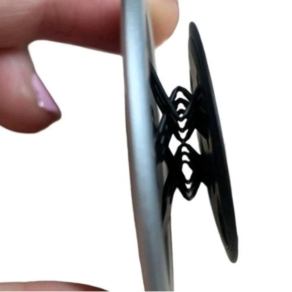 Gg1-O OhSnap Magnetic Ultra Thin Grip & Stand w Magsafe Charge-thru Silver Fox
